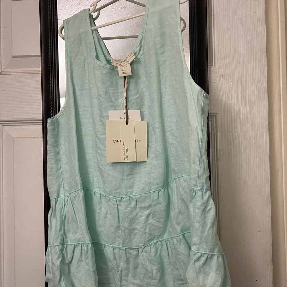Spring Top - Picture 2 of 3